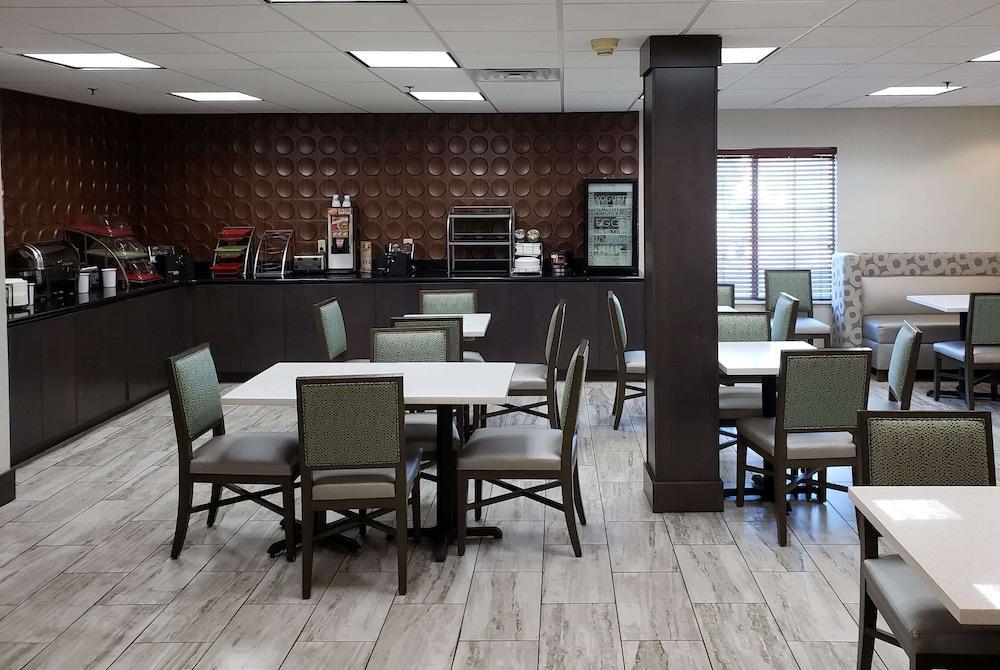 Wingate By Wyndham Savannah I-95 North Port Wentworth Ngoại thất bức ảnh