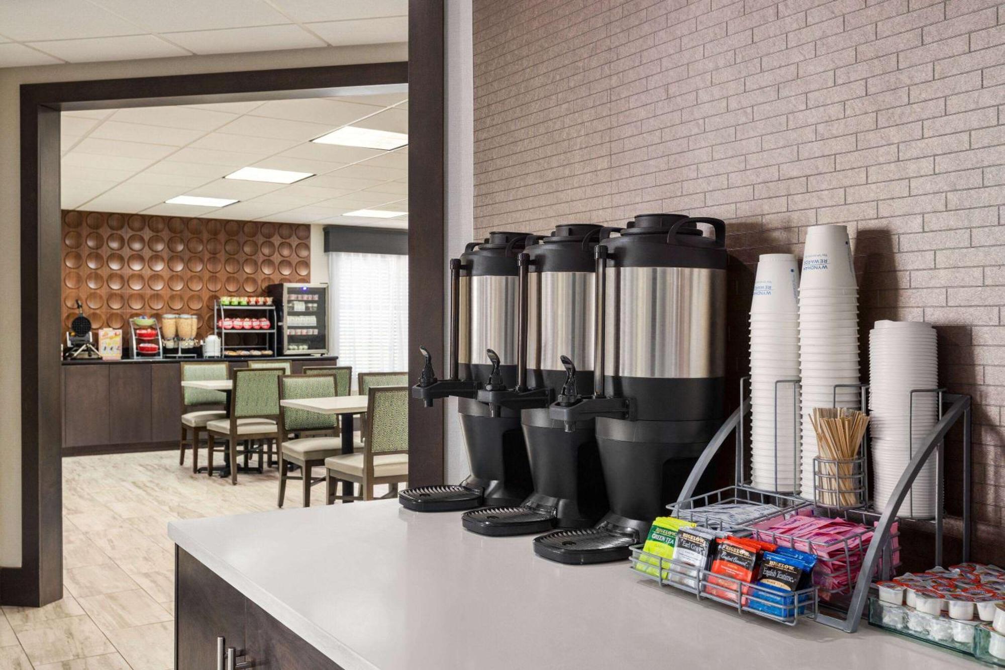 Wingate By Wyndham Savannah I-95 North Port Wentworth Ngoại thất bức ảnh
