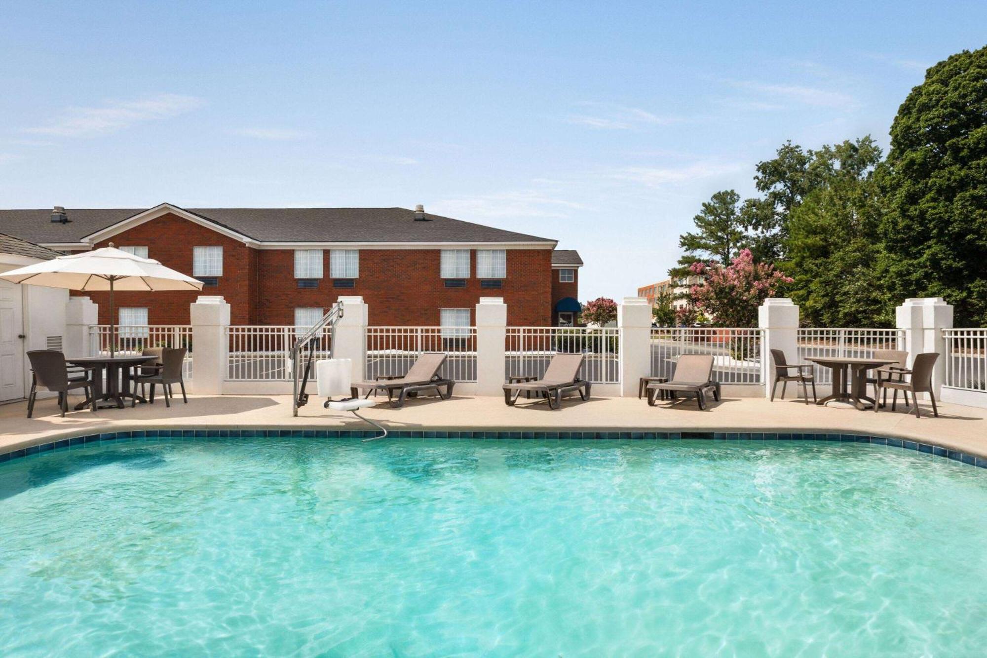 Wingate By Wyndham Savannah I-95 North Port Wentworth Ngoại thất bức ảnh