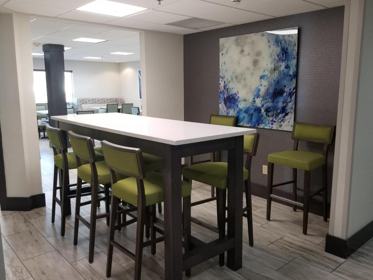 Wingate By Wyndham Savannah I-95 North Port Wentworth Ngoại thất bức ảnh